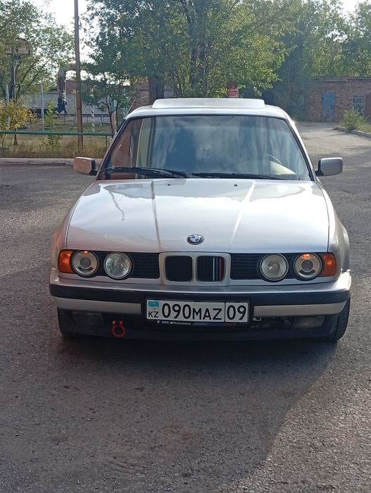 BMW 520i , 1993 года выпуска