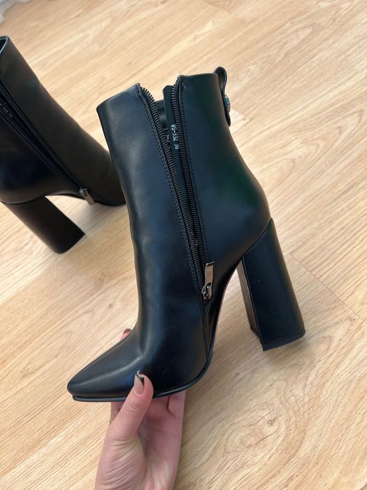 Обувь женская,полусапожки