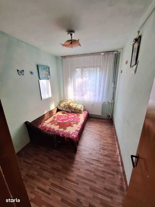 Apartament 3 camere,Craiovița Nouă,Confort 3,etajul 1/4,coloana gaze