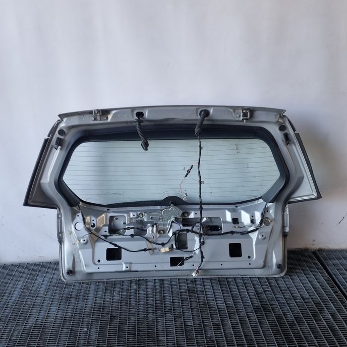 Haion Cu Luneta Mitsubishi Outlander - SUV 4 Usi Cool Silver A31 (1445)