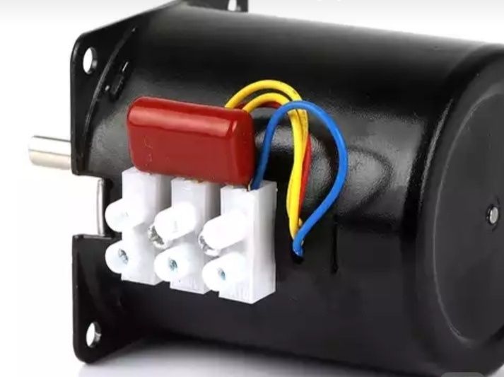 Мотор редуктор для инкубаторов