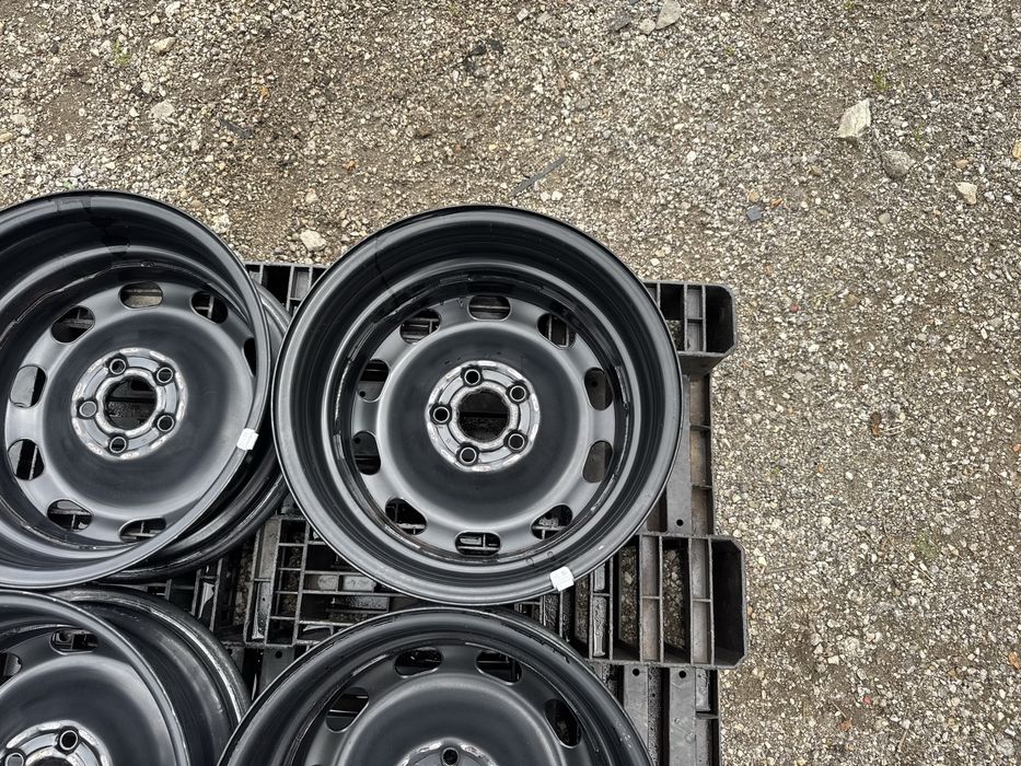 4бр.Оригинални джанти 15" 5x100-Skoda Fabia,Vw Polo,Seat Ibiza,Audi A1