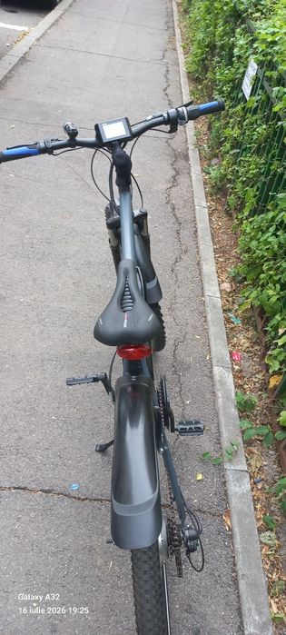 Bicicletă electrică