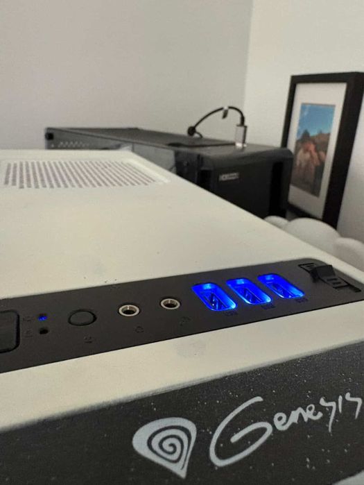 PC RX 470 4 GB / i7 3770 / ssd / optimizat pentru mid gaming