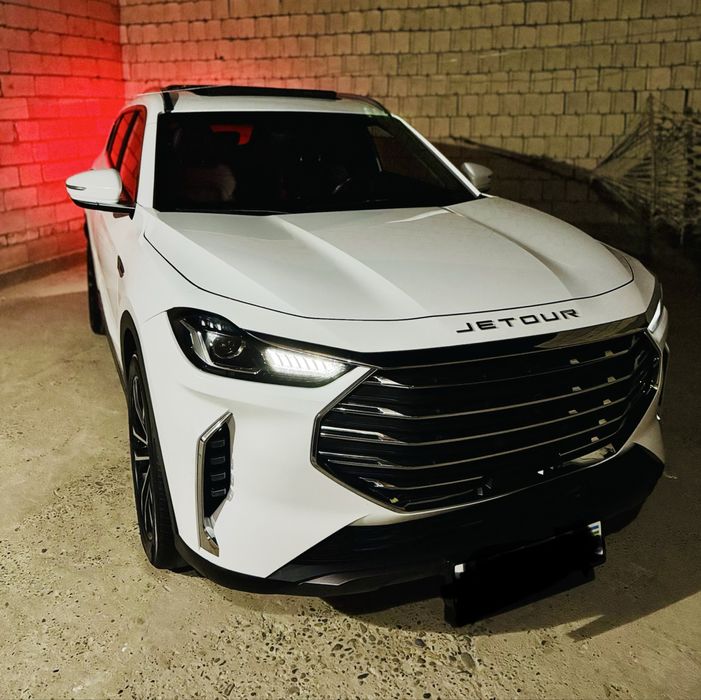 Jetour X70 Plus 1,6 Матор 2 позиция 2022 йили