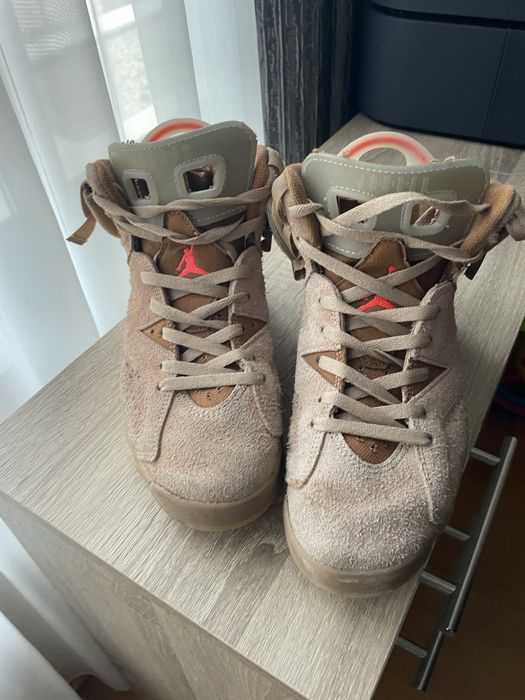 Jordan 6 x Travis Scott