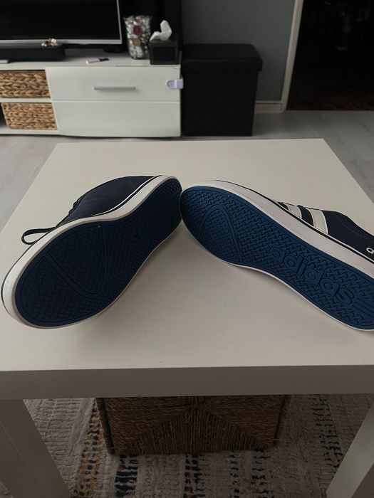 Маратонки Adidas 41.5