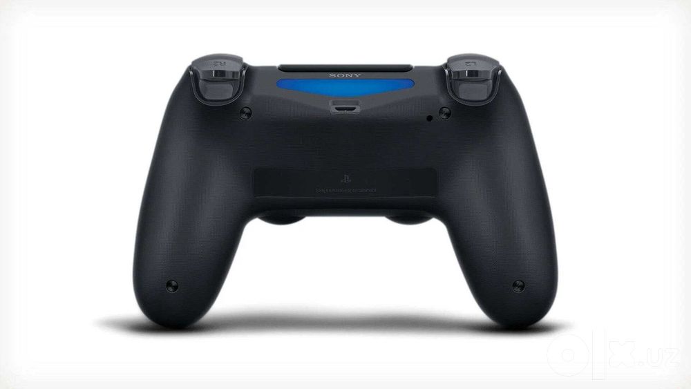 PlayStation 4 pro 1TB,oyinlari bilan 1 original geympad+1 geymad