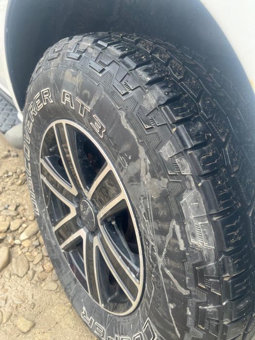 Nissan Pathfinder LE Plus