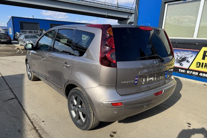 Haion cu luneta Nissan Note E11 [facelift] [2009 - 2014]