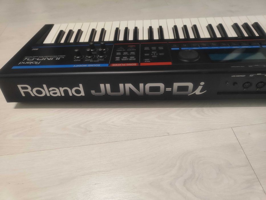 Roland JUNO Di професионален преносим синтезатор 61 клавиша