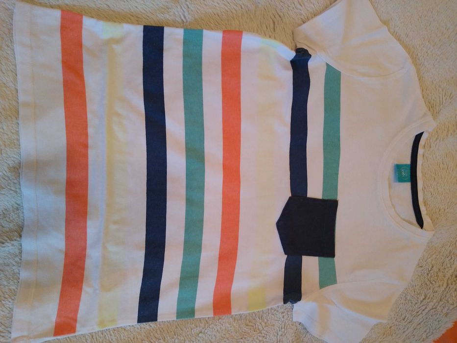 2 tricouri superbe copii 6-8 ani