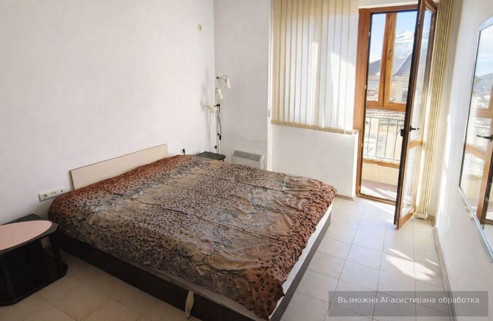 Дава се под наем Двустаен апартамент в Варна, Център - 55 кв.м за 398.82 € - Снимка #3