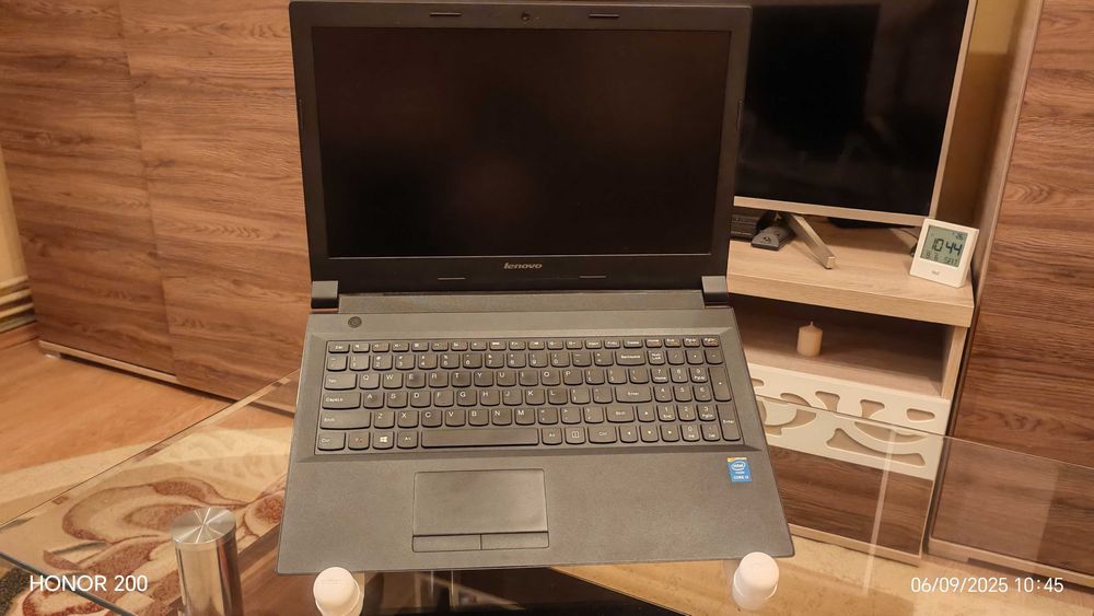 Suport laptop 15"-17" hand made.