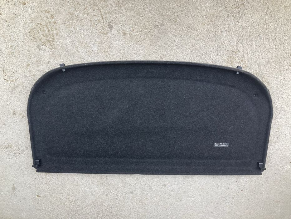 Кора за багажник на тойота корола хечбек/toyota corolla 02-05г