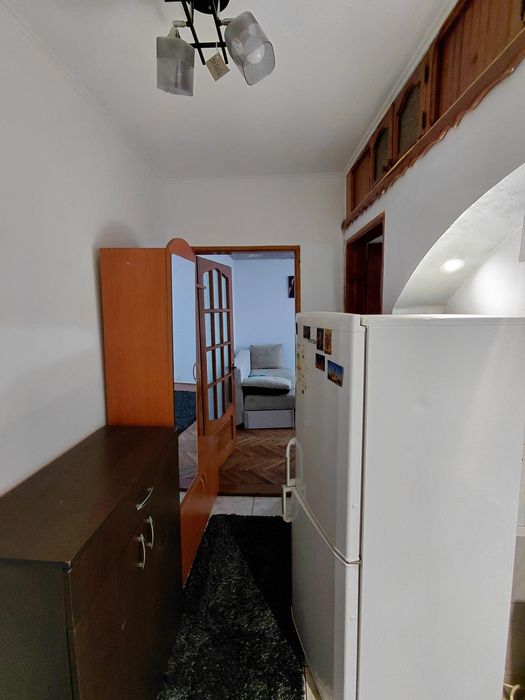 Inchiriez apartament 2 camere