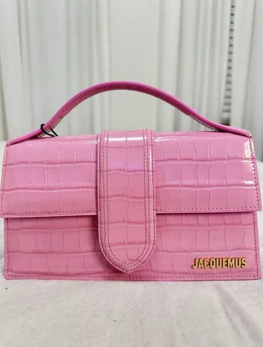 Geanta Jacquemus Le Grand Bambino Roz - Piele cu Textura Crocodil