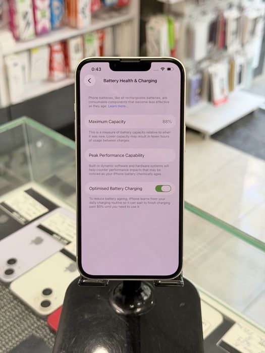 Apple iPhone 13 128GB White