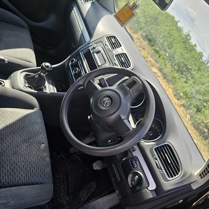 • Продавам Голф 6 1.6 дизел 2010г. на ЧАСТИ /golf 5  golf 6 и др. коли