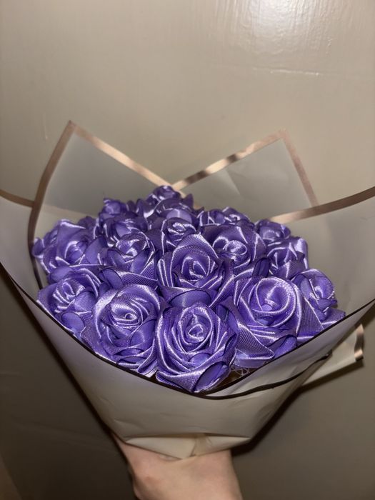 САТЕНЕНИ РОЗИ, Ръчна изработка, букет, красота, подарък,8ми март,цветя