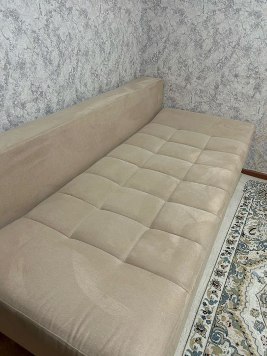 Продам диван бу .