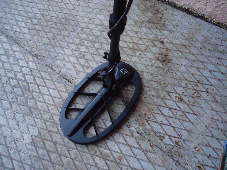 Металотърсач Teknetics Omega 8500