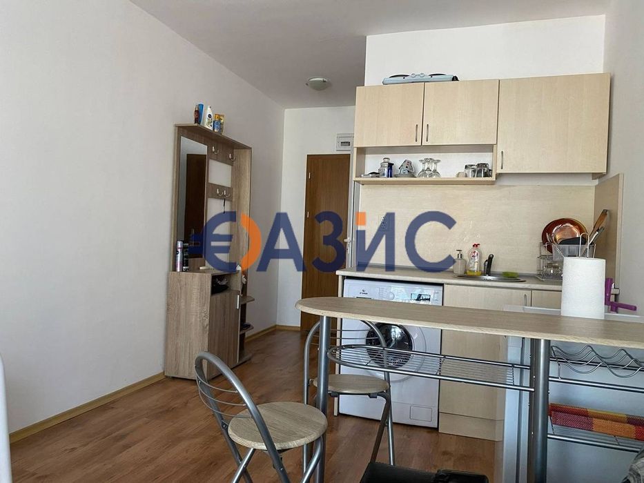 Продава се Едностаен апартамент в к.к. Слънчев бряг - 30 кв.м за 1234 €/кв.м - Снимка #4