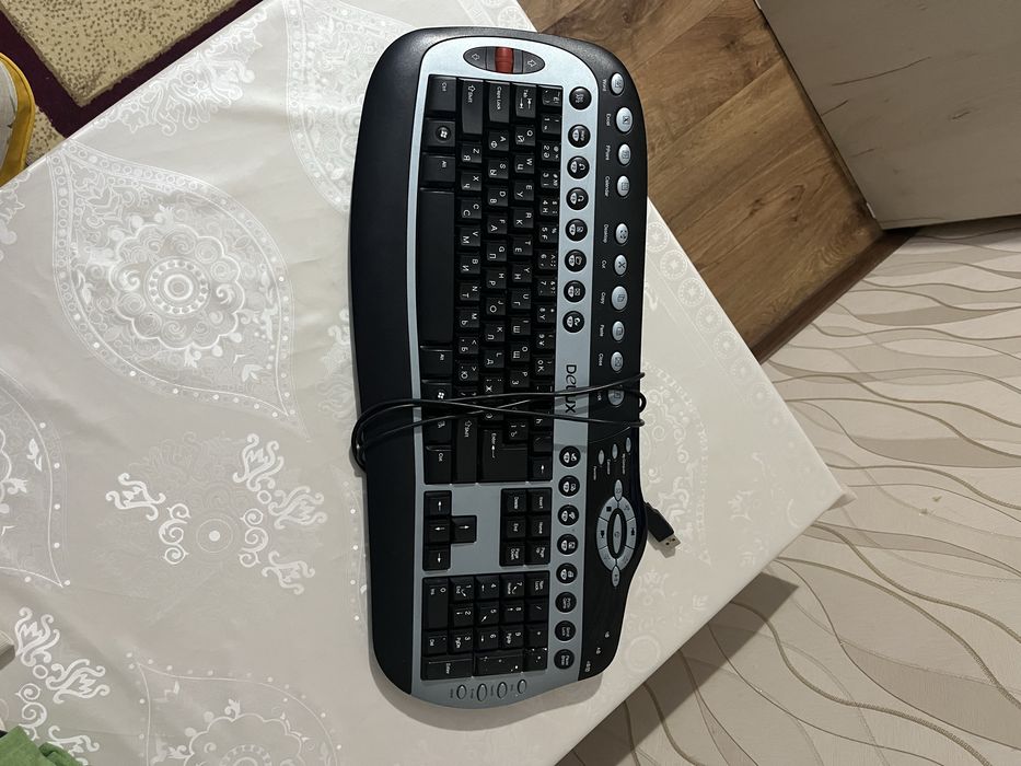 Продам клавиатуру компьютерную