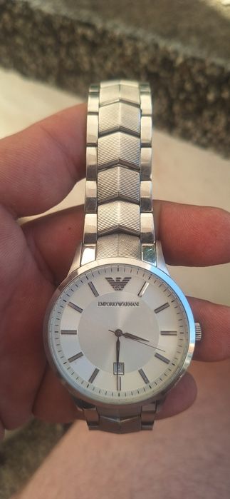 Продавам часовници armani exchange,lorus,lotus,emporio armani
