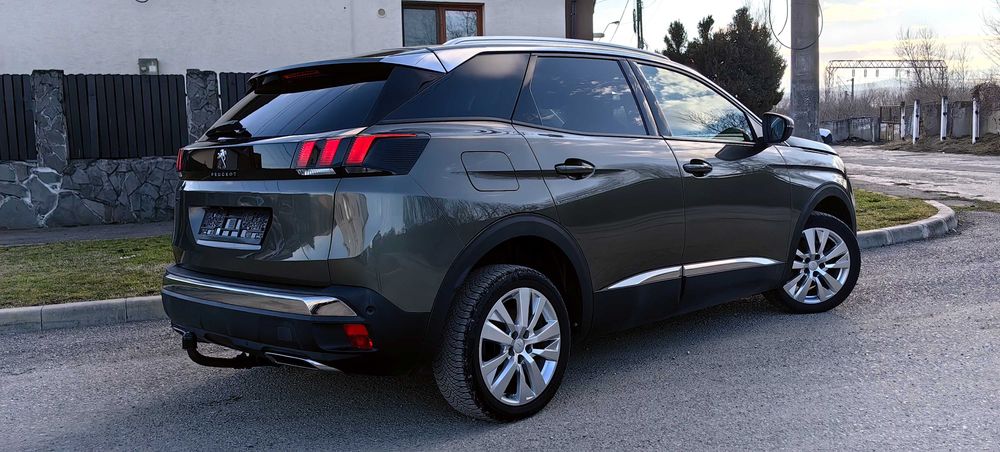 Vând Peugeot 3008 / 2019 / Euro 6 / Allure / LED / Camera