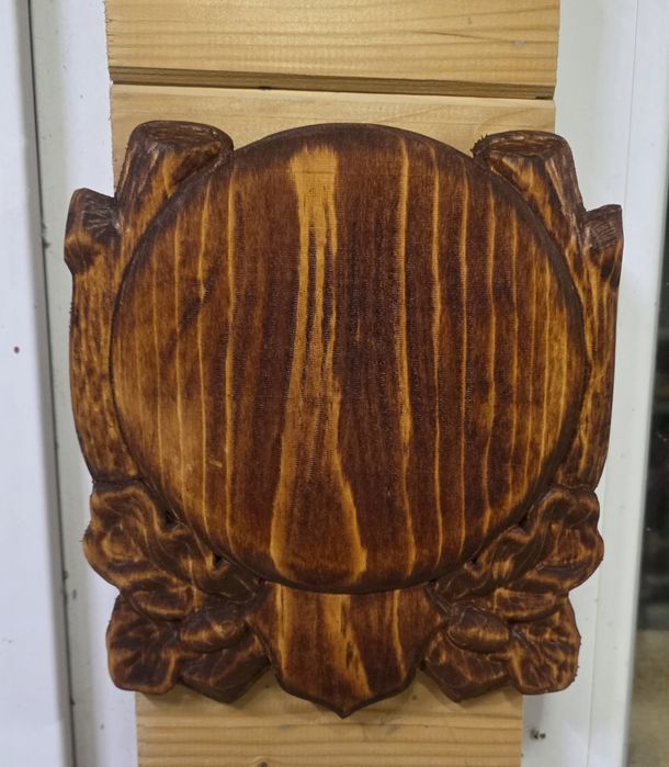 Поставки за трофеи,табели,подноси!