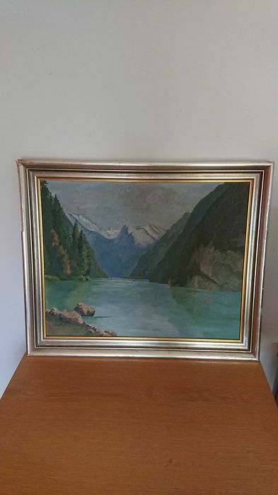 Tablouri pictate pe panza si pe lemn