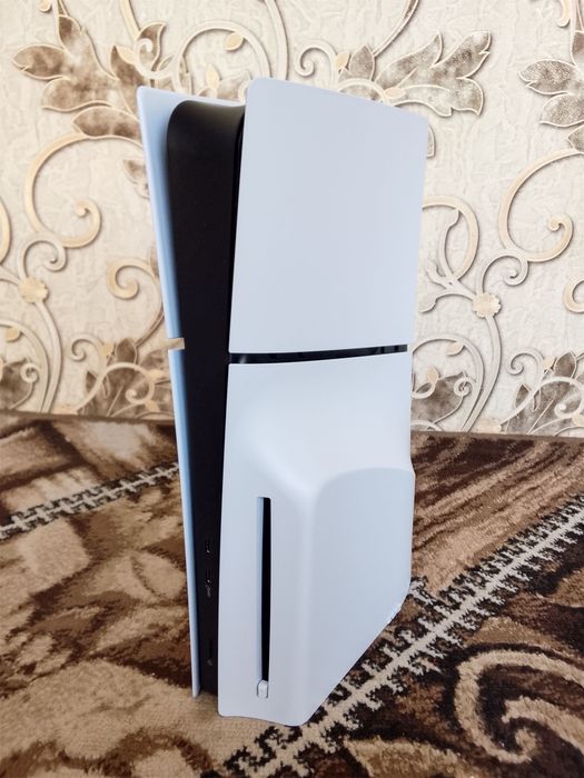 Срочно ideal Play Station Slim 5 Disc, 2 original joystik, Top 5 o'yin