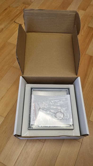 Сифон за баня квадраден 15см с вграждане на плочка