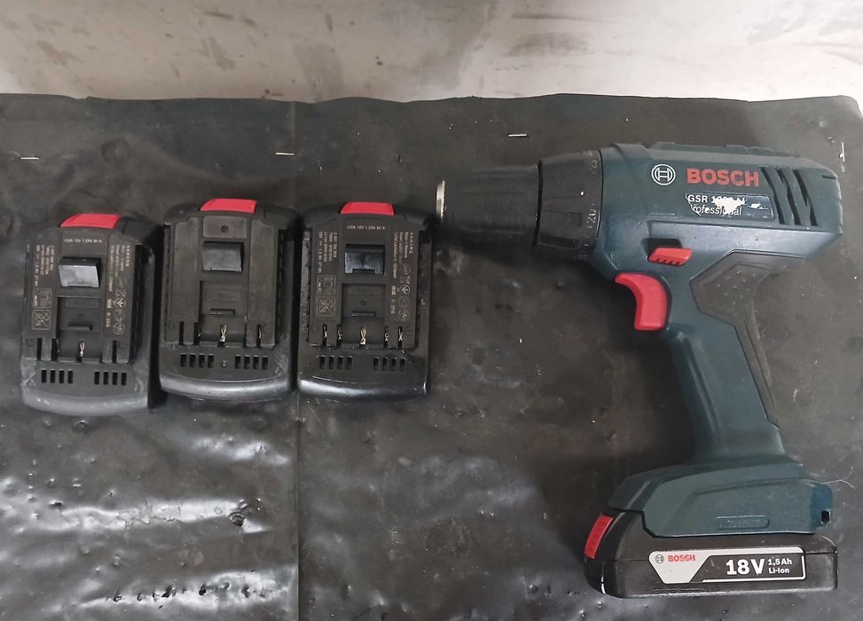 Шуроповёрт Bosch + 7 аккумуляторов
