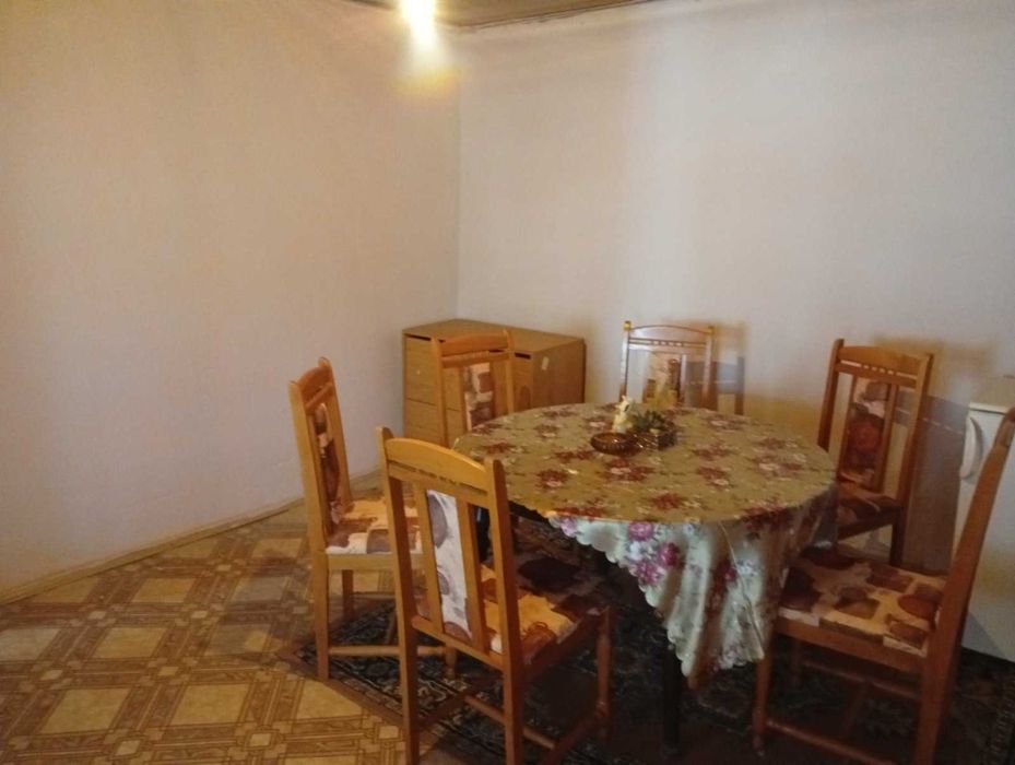 Двуетажна къща разположена в с.Динево,обл.Хасково