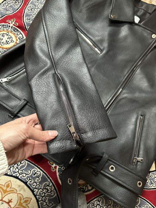 Кожаная куртка женская
