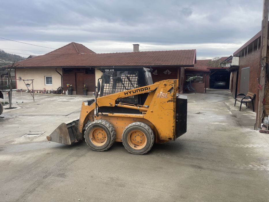 Vand miniincarcator hyundai