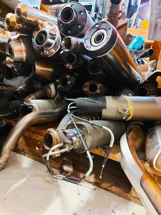 Piese Accesorii motociclete Honda Yamaha Suzuki Kawasaki Ducati