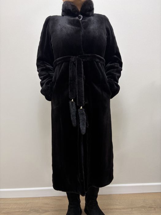 Шуба норковая.