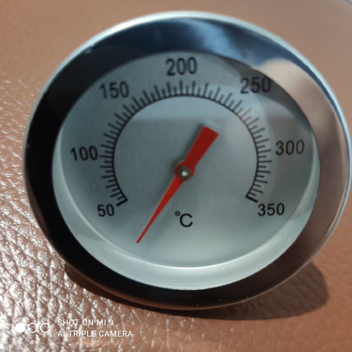 Термометр для духовки и коптильни.