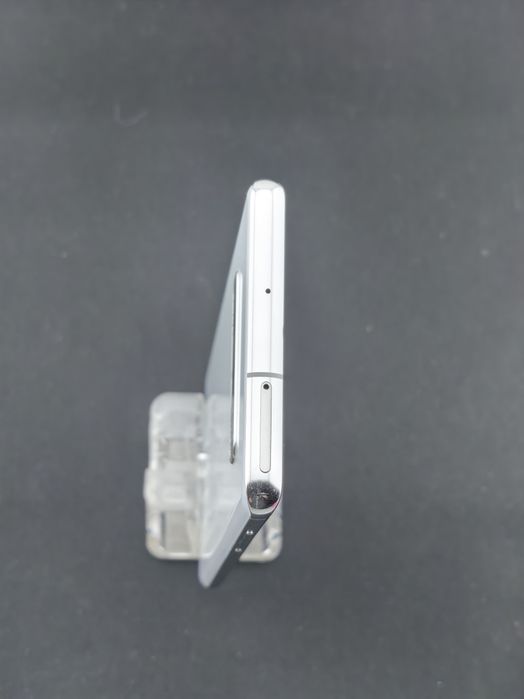 Samsung Galaxy S10 Plus  128 GB ID-xfm756