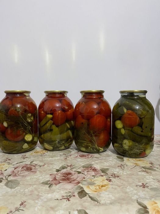 Продам домашние салаты
