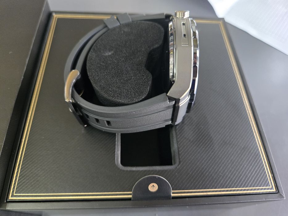 Huawei Ultimate smart watch black- scale