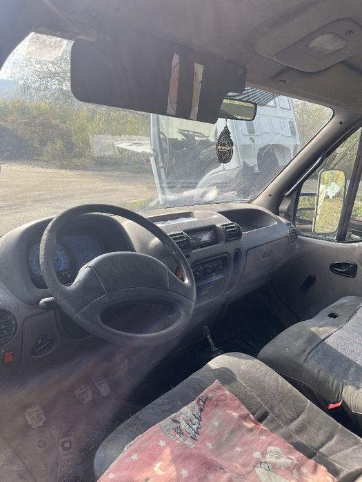 Renault mascott 6,8 tone - basculabil pe cutie