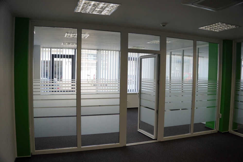 Birouri in Radauti (de la 25m2 pana la 140 m2 ) Cladire noua + Parcari + Dotari  / Alte spatii: Bucatarie utilata de 120 m2
