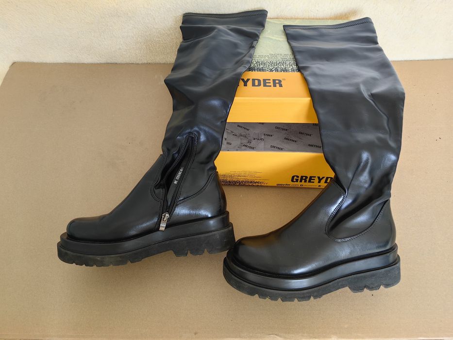 Cuzme lungi cu talpa