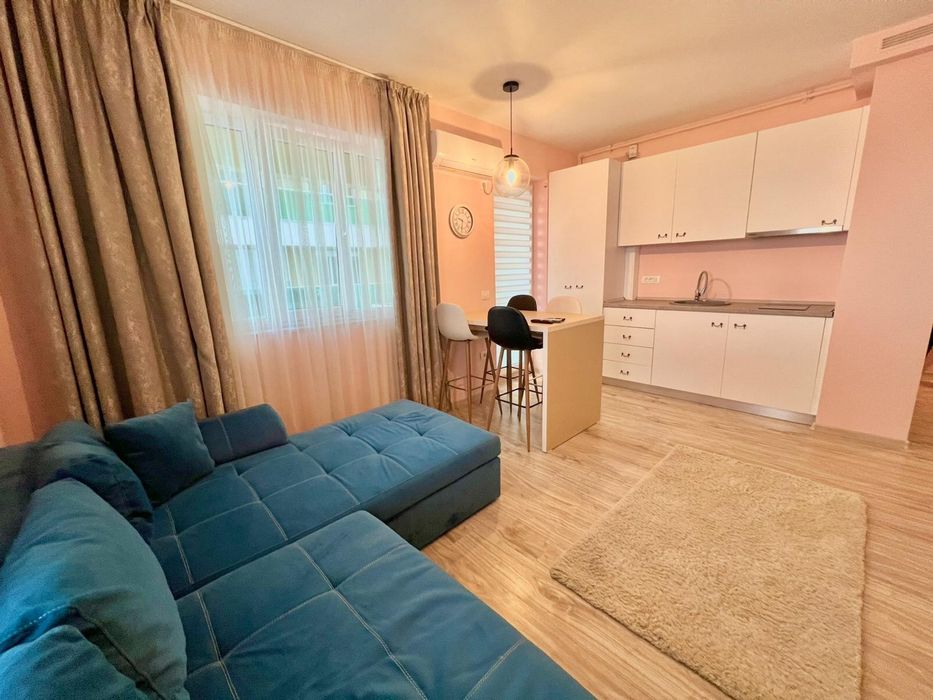 Inchiriez apartament 2 camere complex Moonlight