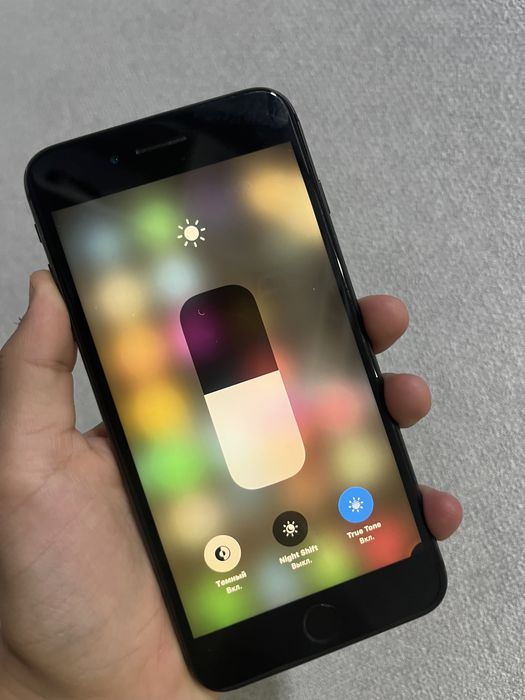 Айфон 8 plus:идеал состояние