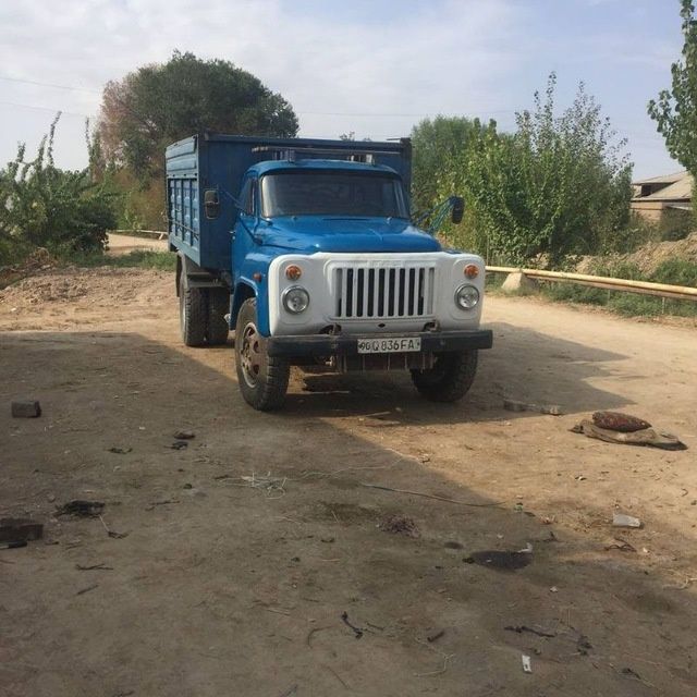 Gaz 53 samasval yili 90 yil 0 DAN yigʻilgan kamchiligi yoʻq antfrizda